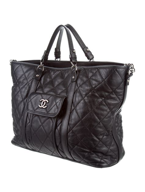 chanel large zipped shopping bag|Chanel large shopping bag price.